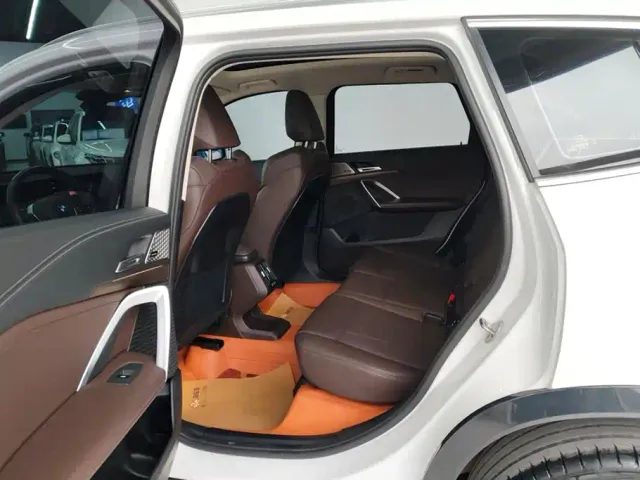 BMW X1 — Фото автомобиля 11