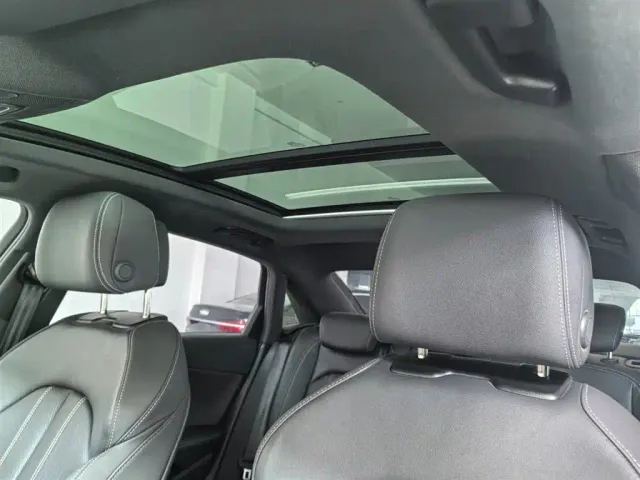 Audi A4L — Фото автомобиля 14
