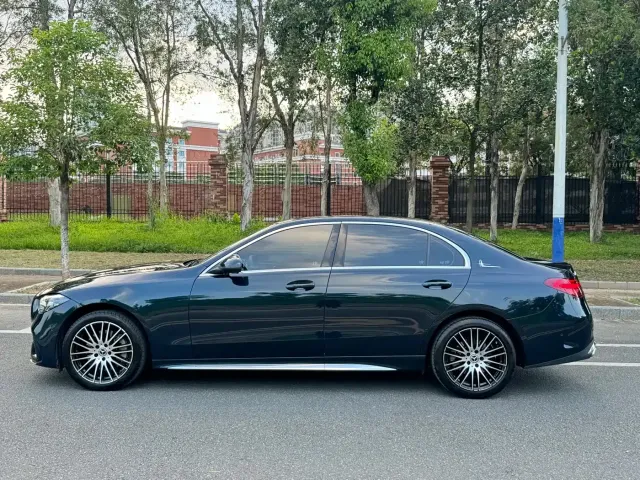 Mercedes-Benz C-Class — Фото автомобиля 4