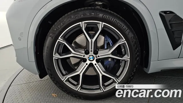 BMW X5 — Фото автомобиля 4