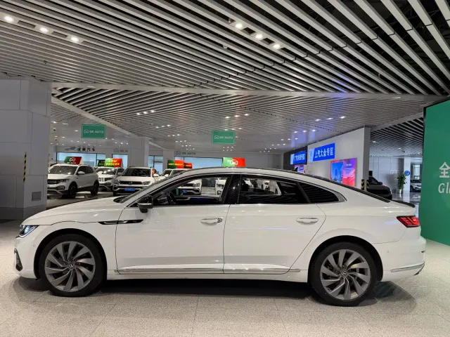 Volkswagen CC — Фото автомобиля 4