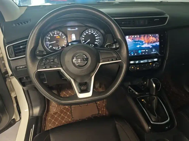 Nissan Qashqai — Фото автомобиля 9
