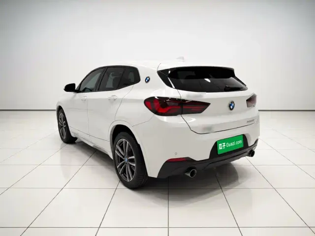 BMW X2 — Фото автомобиля 4