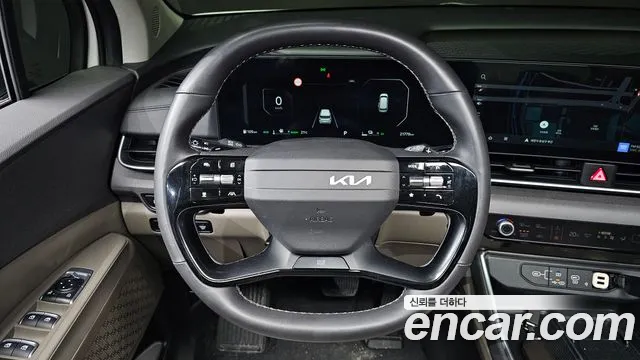 Kia Carnival — Фото автомобиля 20