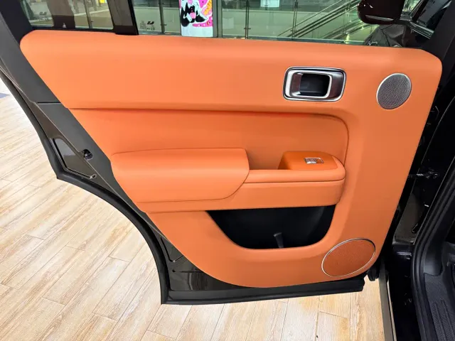 Li Auto L7 — Фото автомобиля 14