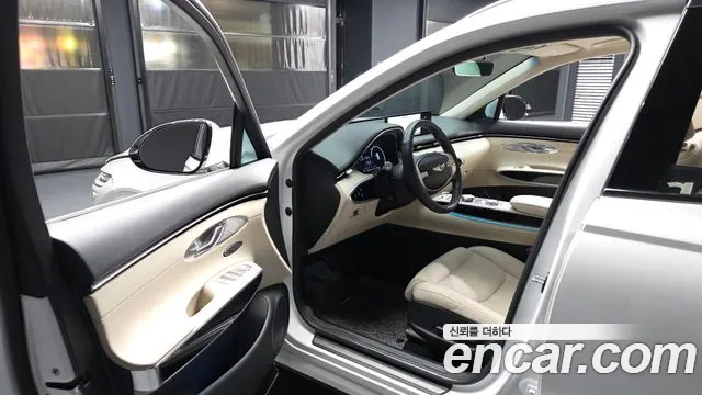 Genesis GV70 2.5T Бензин AWD — Фото автомобиля 10