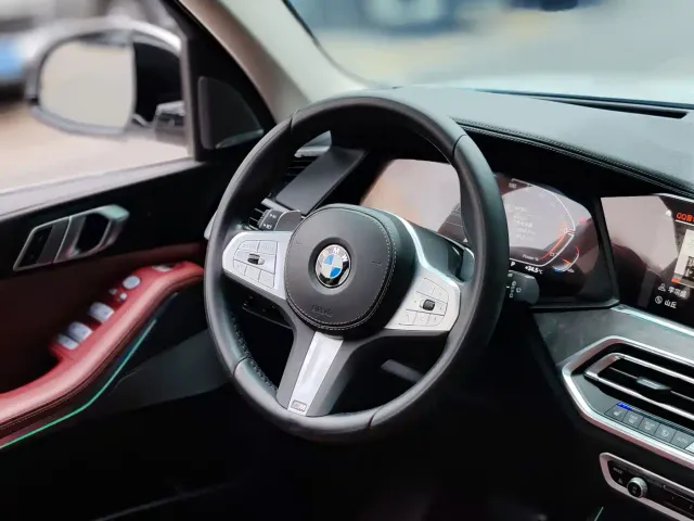 BMW X5 — Фото автомобиля 13