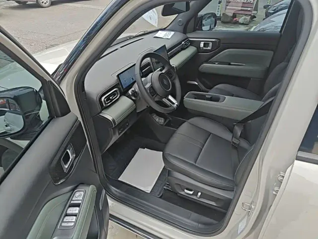 Baojun Yep Plus — Фото автомобиля 15