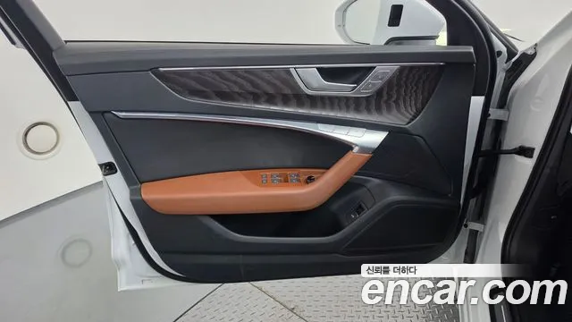 Audi A6 C8 — Фото автомобиля 13
