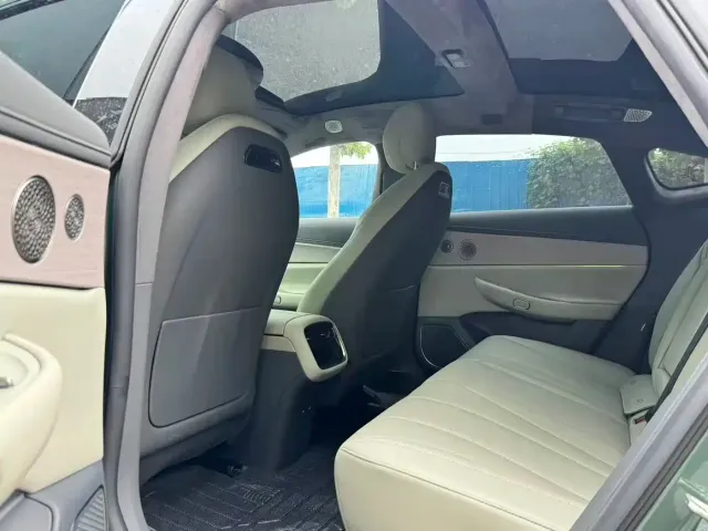 Exeed Exlantix ES 2025 Range Extender Pro Highway Assist — Фото автомобиля 6