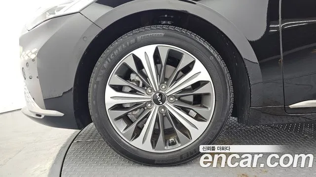 Kia K8 2.5 Бензин 2WD — Фото автомобиля 5