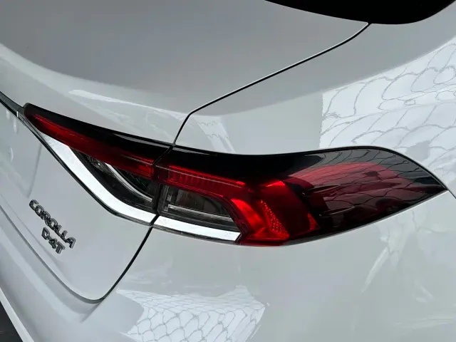 Toyota Corolla — Фото автомобиля 16
