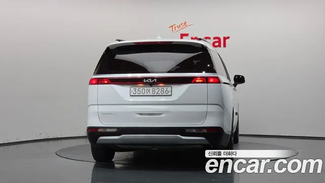 Kia Carnival 4th Gen — Фото автомобиля 4