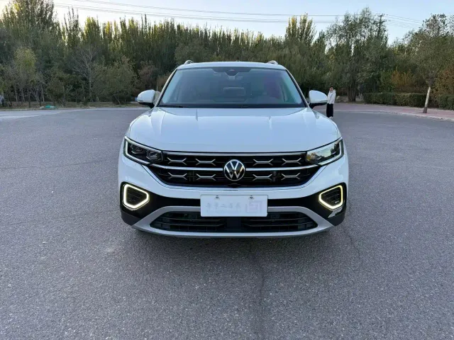 Volkswagen Tayron — Фото автомобиля 2