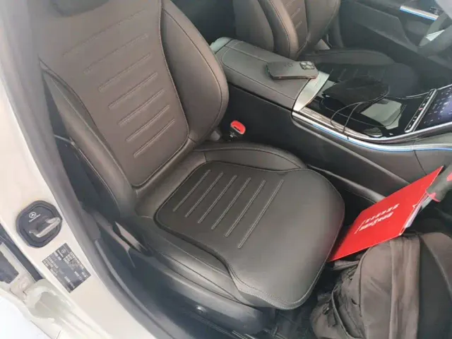 Mercedes-Benz C-Class — Фото автомобиля 24