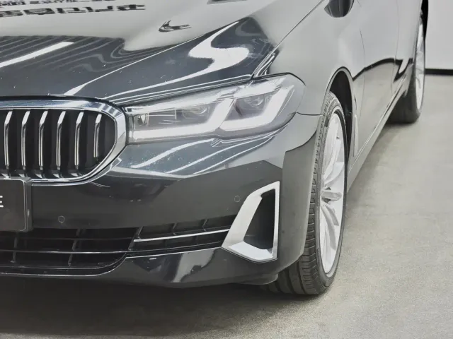 BMW 5 Series — Фото автомобиля 26