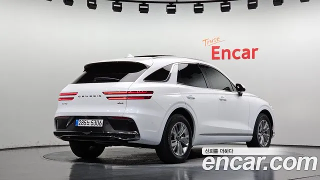 Genesis GV70 — Фото автомобиля 2