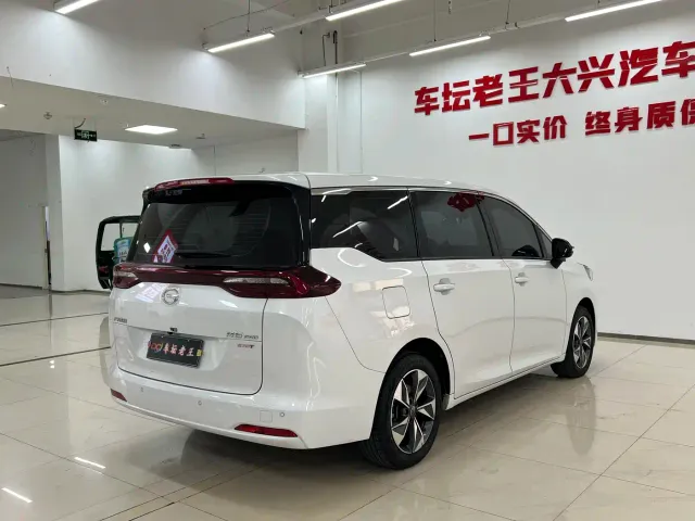 GAC Trumpchi M6 — Фото автомобиля 18