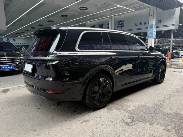 Li Auto L9 — Фото автомобиля 20