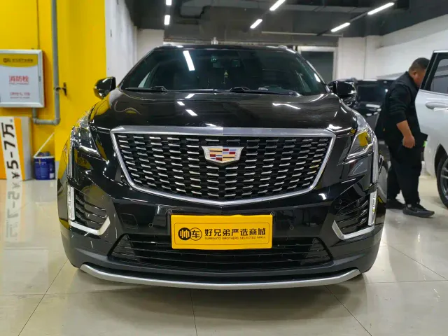 Cadillac XT5 — Фото автомобиля 2