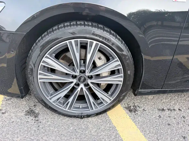 Audi Audi A6L 2024 55 TFSI quattro Exclusive Dynamic — Фото автомобиля 9