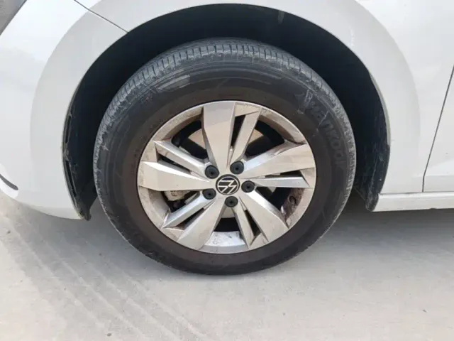 Volkswagen Polo 2023 Plus 1.5L Auto Joyful Living Edition — Фото автомобиля 22