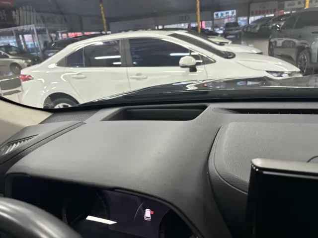 Toyota Highlander — Фото автомобиля 7