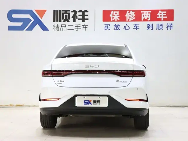 BYD Qin PLUS — Фото автомобиля 5