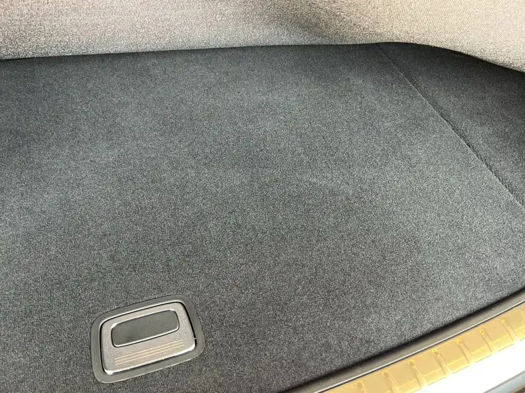 AITO Wenjie AITO M8 2025 Range Extender Max+ Edition 53.4kWh 5-seater — Фото автомобиля 11