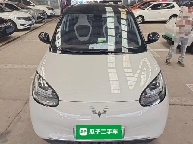 Wuling Bingo — Фото автомобиля 2