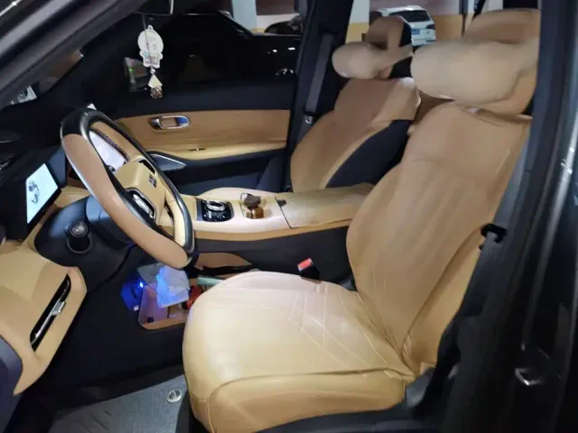 Geely Galaxy Starship 7 EM-i — Фото автомобиля 17