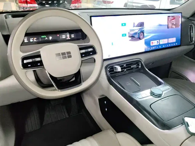 Geely Galaxy M9 — Фото автомобиля 9