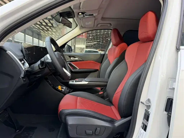 BMW X1 — Фото автомобиля 16