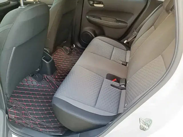 Honda Fit — Фото автомобиля 16