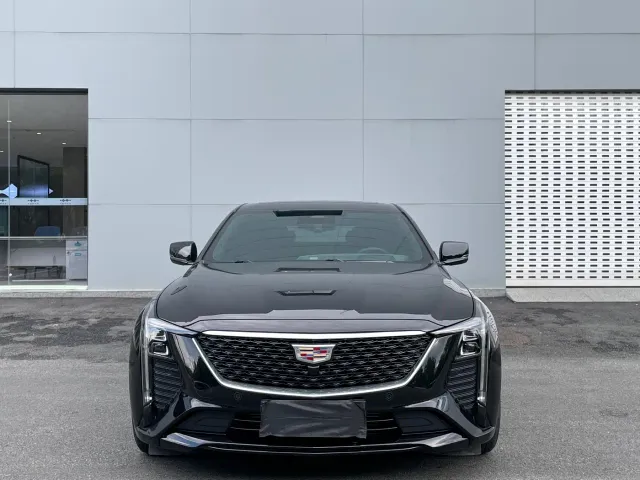 Cadillac CT5 — Фото автомобиля 2