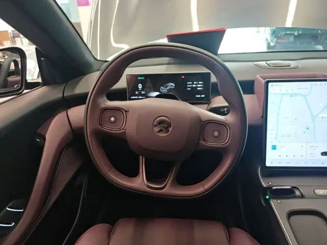 Nio ET5 Touring — Фото автомобиля 10
