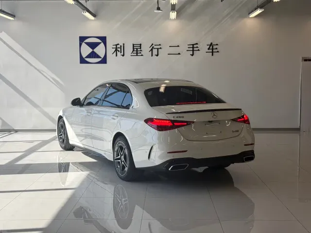 Mercedes-Benz C-Class — Фото автомобиля 4