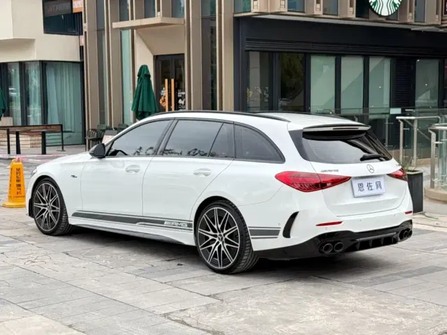 Mercedes-Benz C-Class AMG — Фото автомобиля 23