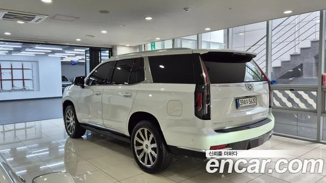Cadillac Escalade Escalade 5 поколение — Фото автомобиля 2