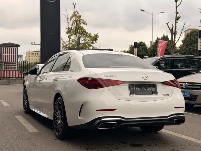 Mercedes-Benz C-Class — Фото автомобиля 10
