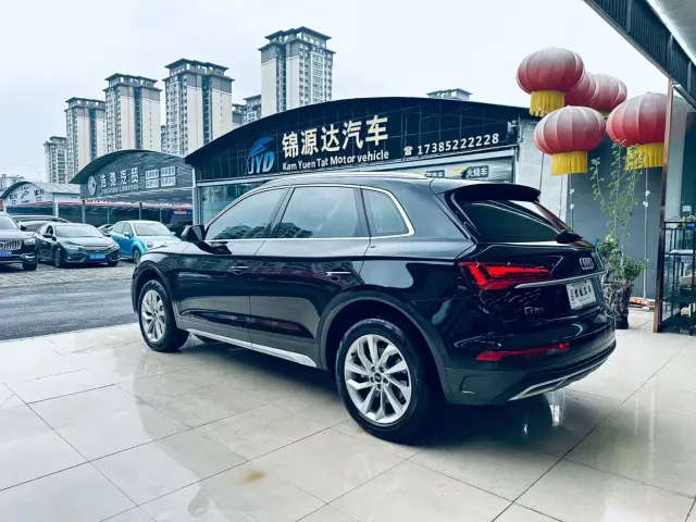 Audi Q5L — Фото автомобиля 9