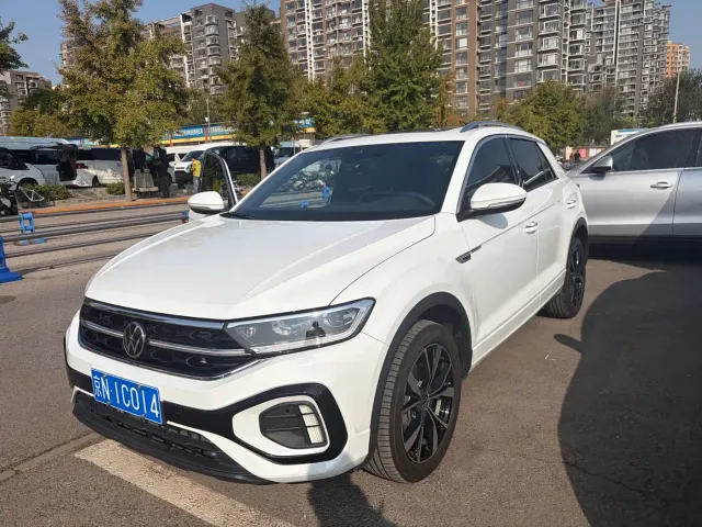 Фотография автомобиля — Volkswagen T-Roc
