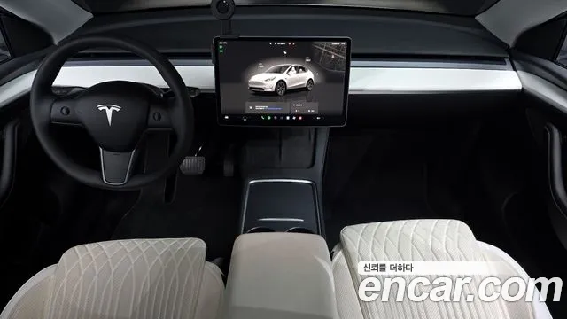 Tesla Model Y — Фото автомобиля 7
