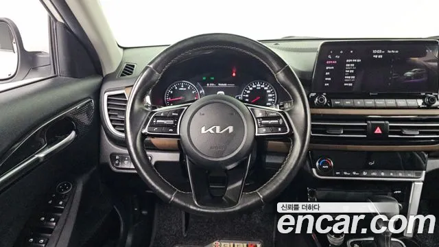 Kia Seltos Seltos Бензин 1.6 турбо 2WD — Фото автомобиля 14