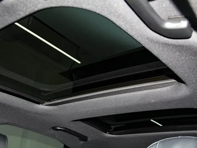 Mercedes-Benz C-Class — Фото автомобиля 22