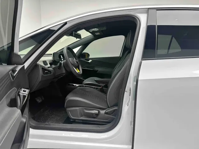Volkswagen ID.3 — Фото автомобиля 7