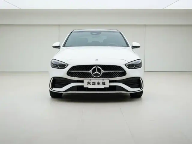 Mercedes-Benz C-Class — Фото автомобиля 2