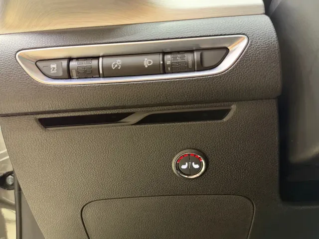 Geely Binyue — Фото автомобиля 15
