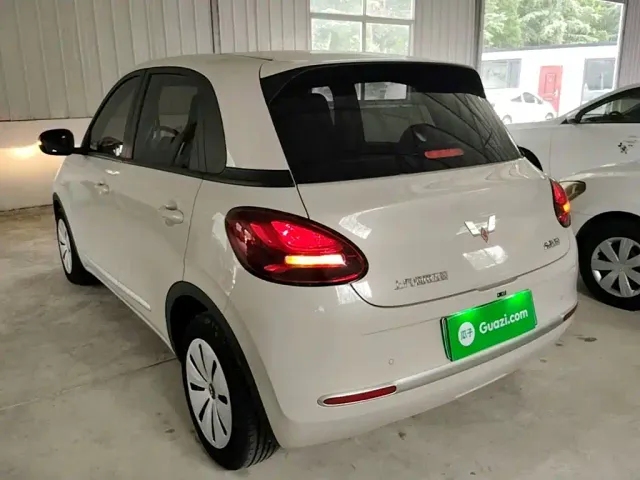 Wuling Bingo — Фото автомобиля 4