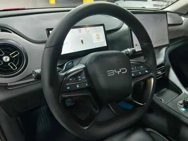 BYD Seal 05 DM-i — Фото автомобиля 6